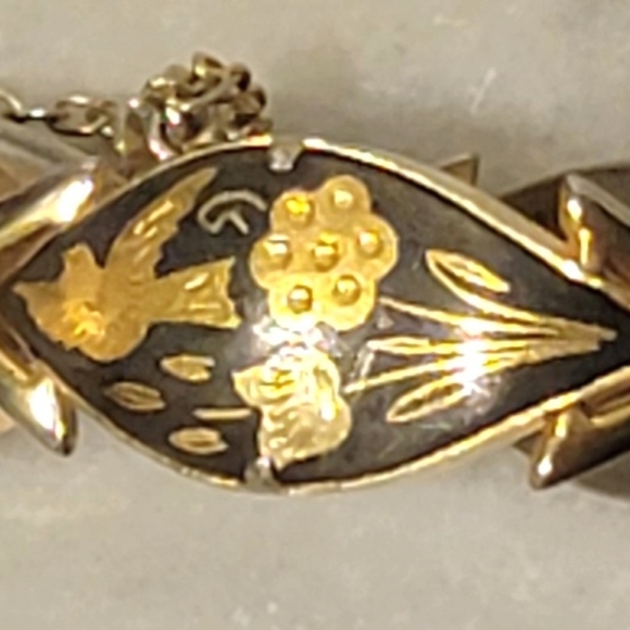 Damascene Art Nouveau link bracelet 7" opens to 8" with safety chain - Picture 5 of 5